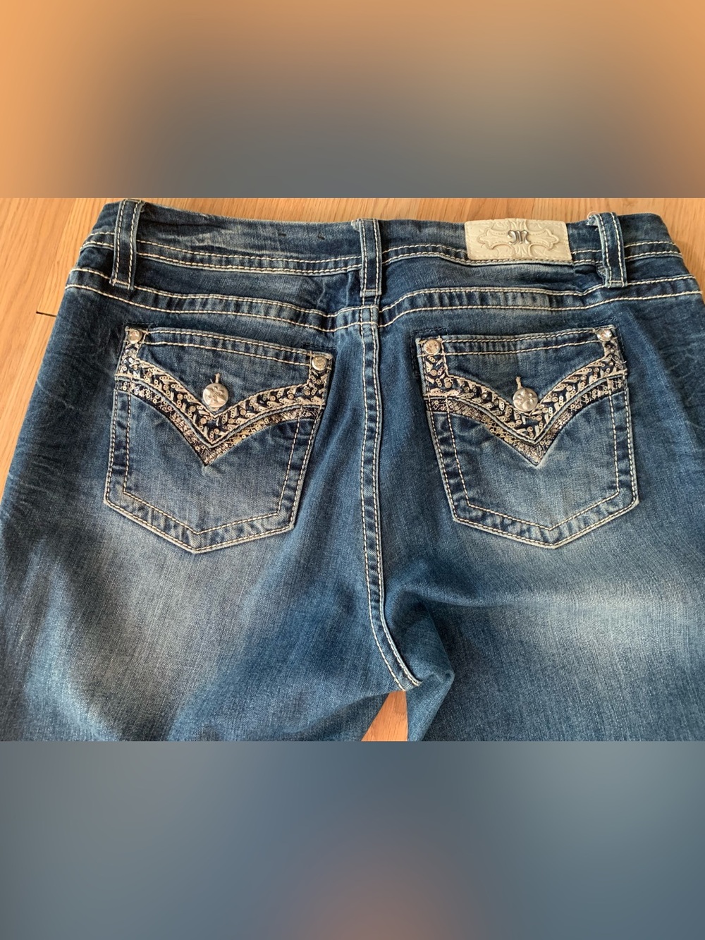 Miss Me Straight Leg Mid Rise Medium Wash Jeans Sz 33X31 Fits 14-16 Women